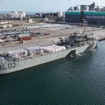 Traslada Marina aproximadamente 2 mil metros cúbicos de ayuda a Venezuela