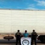Trailero transportaba más de tres toneladas de metanfetamina ocultas en alimento para ganado