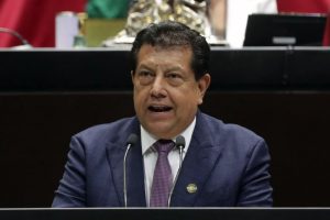 Diputado Oscar Bautista Villegas.