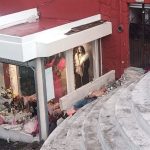 En escalera que hay junto a un altar a la santa muerte, en León, estaba un hombre asesinado a balazos  