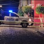 Policías rescataron a menor de edad a quien su papá mantenía como rehén amenazándolo con un cuchillo en el cuello