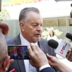 No habrá federalismo mientras la federación capte todos los impuestos y decida en dónde se aplican 