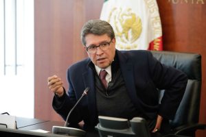 Diputado Ricardo Monreal.
