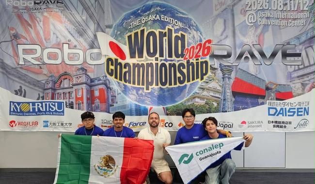 Estudiantes del Conalep Silao, campeones mundiales robótica en Japón.
