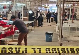 Mujer tianguista asesinada