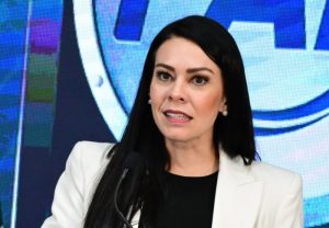 Senadora Michel González Márquez.