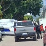 En la cochera de su casa mataron a un joven sujetos que iban en motocicleta