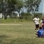 Partido de futbol termina en tragedia: motoasesinos matan a espectador y hieren a otros seis
