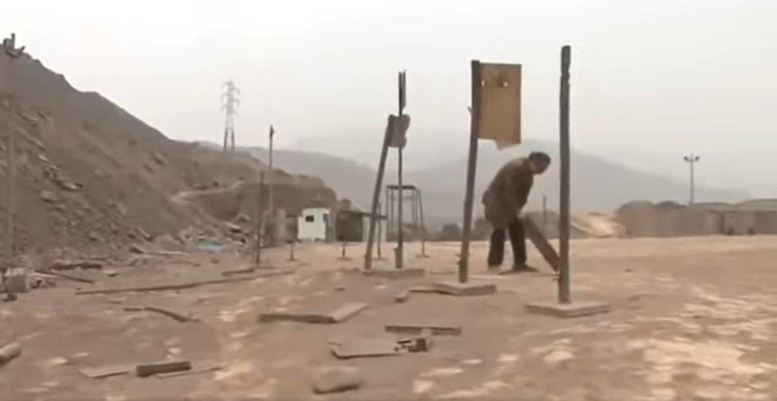 Escena de la película La Cantutal del diablo.