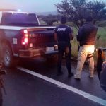 Presunto delincuente abatido al atacar a policías estatales de caminos en la carretera San Felipe-Silao
